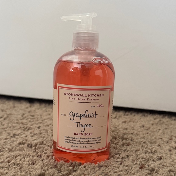 Stonewall Kitchen Other - Stonewall Kitchen Grapefruit Thyme Hand Soap